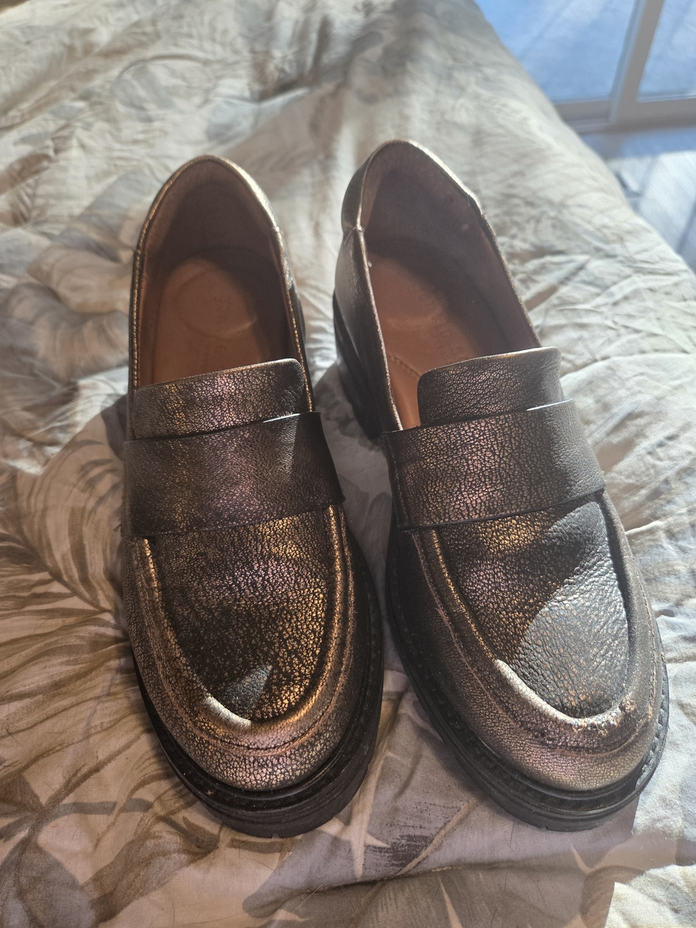 gentle souls Metallic Bronze Suede Loafers Platform 7